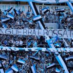 Organizada estende faixa pedindo a saída de presidente e vice de futebol do Grêmio