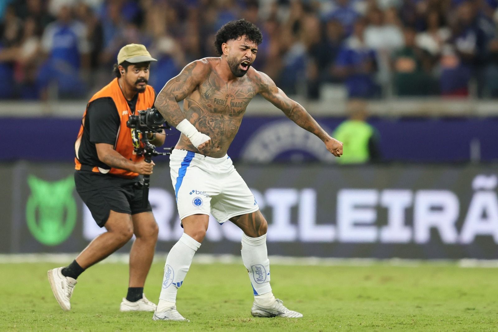 Gabigol se declara ao Cruzeiro após gol sobre Flamengo: ‘Meu coração está azul’