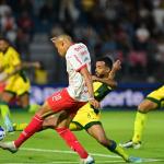 RB Bragantino marca no fim, vence Mirassol e assume vice-liderança do Brasileirão