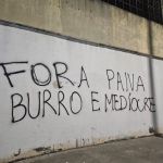Torcida do Botafogo vandaliza muros do Nilton Santos com pichações