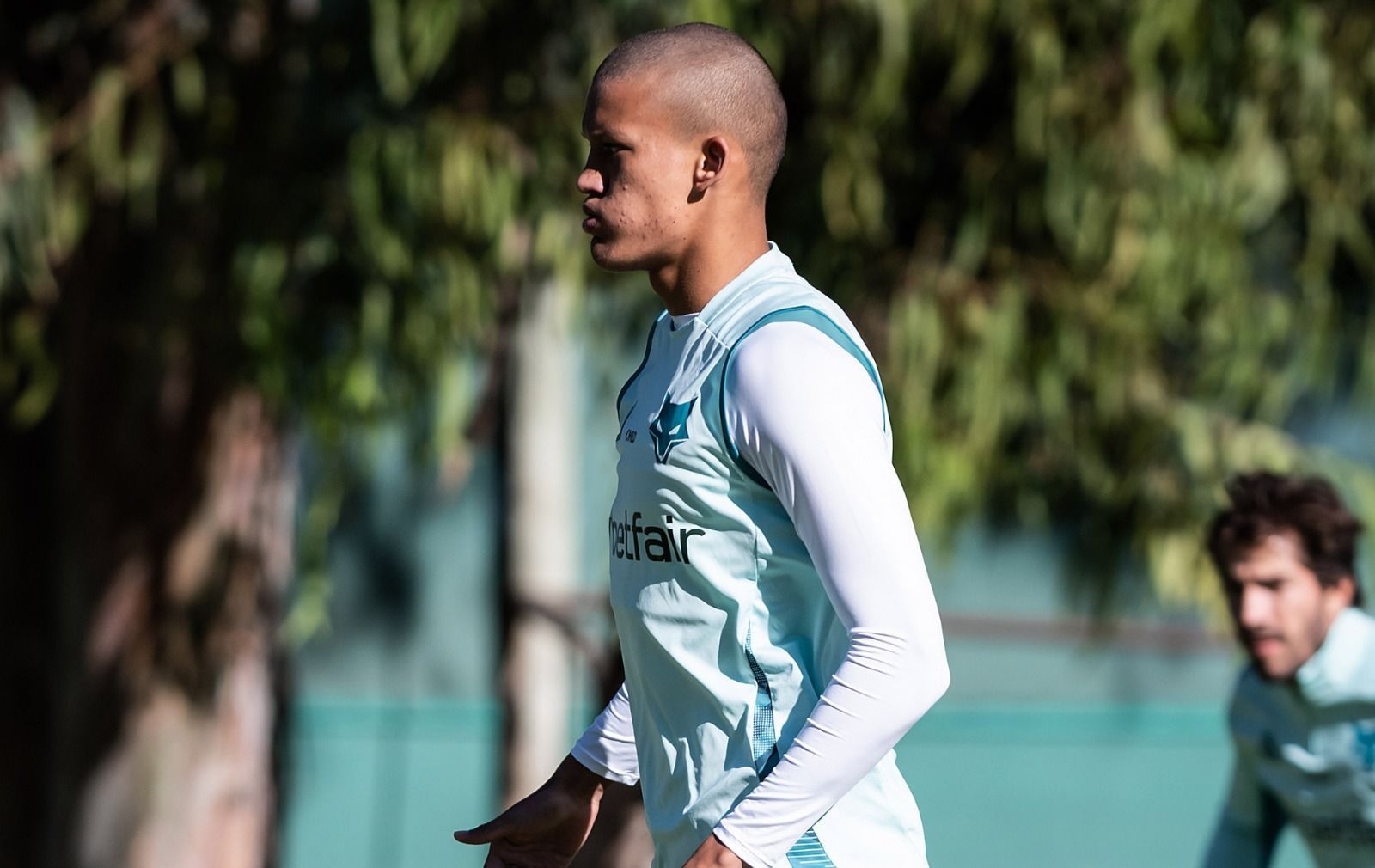 Promessa do Cruzeiro sofre grave lesão e vira desfalque para Jardim