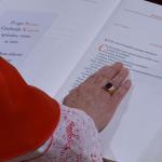 Qual é o juramento que os cardeais fazem antes do Conclave?