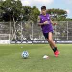 DM do Corinthians: Garro faz trabalho com bola, e Martínez se reapresenta com dores