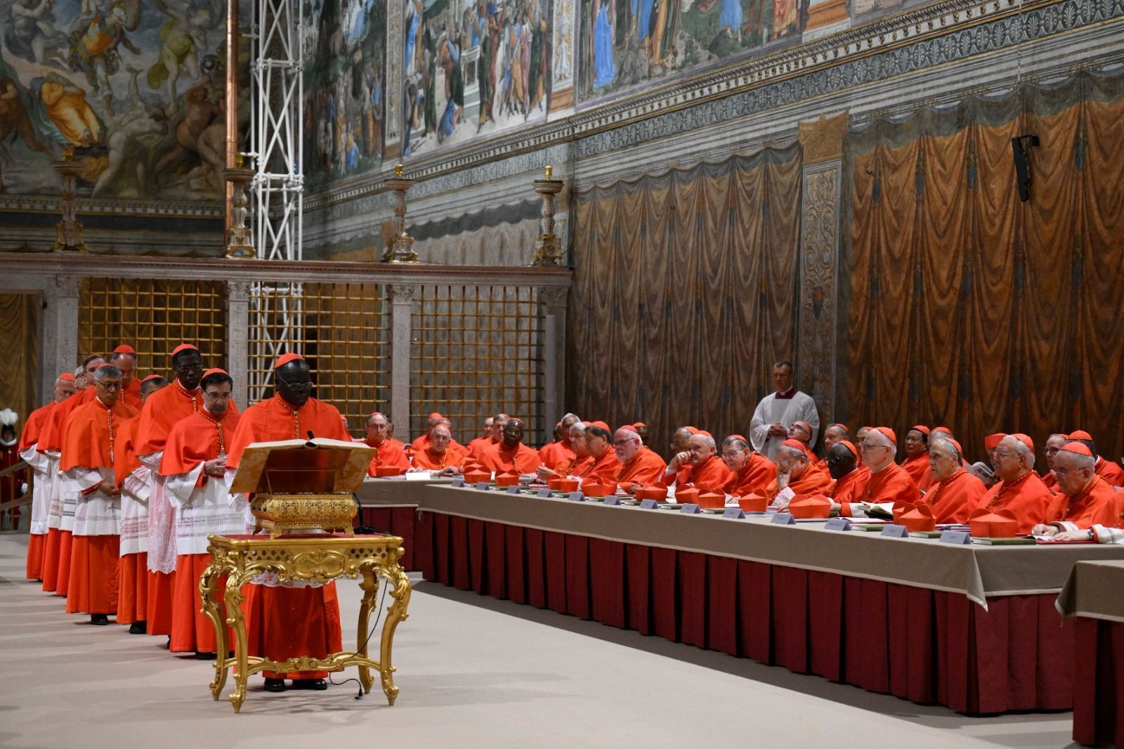 Conclave: expectativa é que novo papa seja eleito na quarta votação, diz especialista