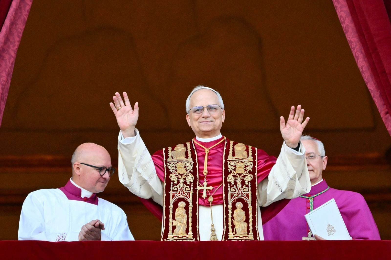 Papa Leão XIV assistiu ao filme 'Conclave' para saber como agir durante votação, revela irmão