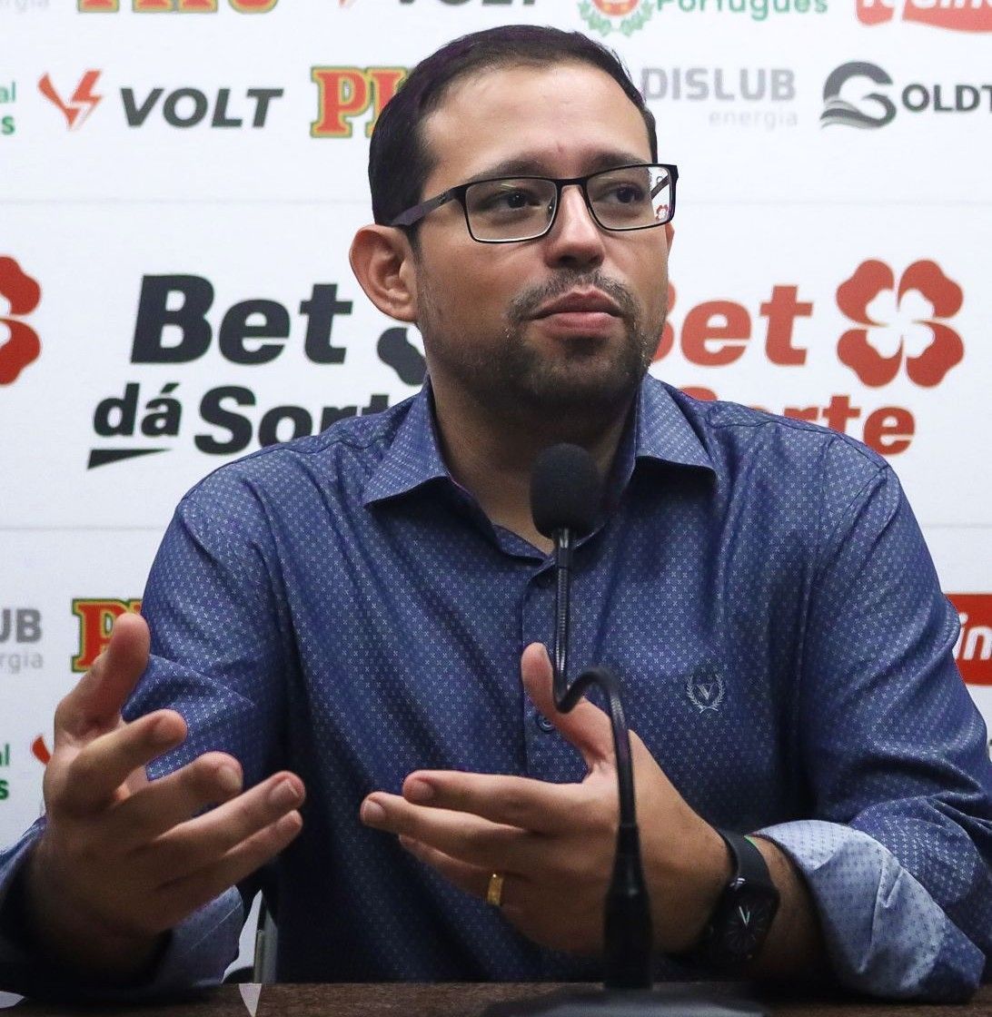 Ex-dirigente do Bahia é apresentado como gestor na SAF do Santa Cruz