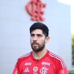 Rossi, do Flamengo, presta depoimento sobre tentativa de assalto no Rio de Janeiro