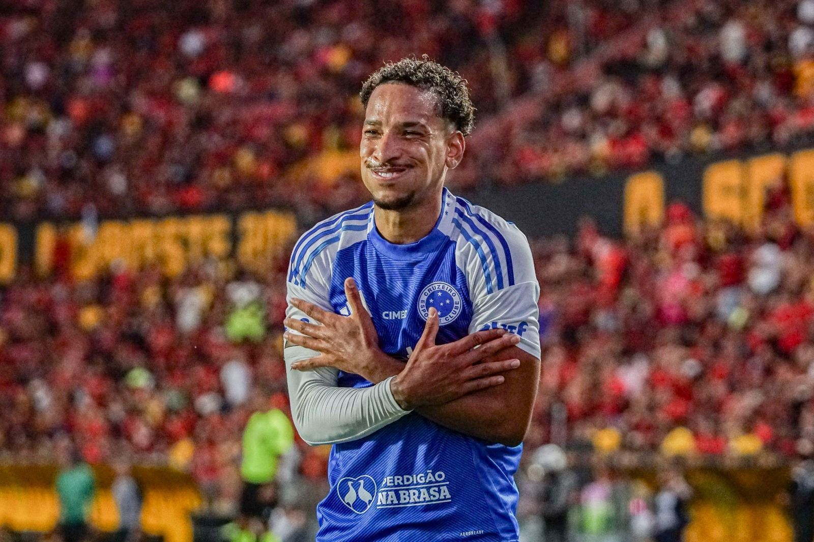 Matheus Pereira desencanta em 2025 e alcança marca inédita pelo Cruzeiro