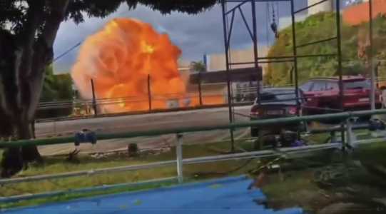 Incêndio atinge Empresa de Plástico da Amazônia na manhã desta segunda-feira (12)