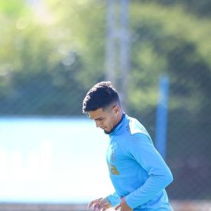Arezo começa entre os titulares do Grêmio contra o Godoy Cruz