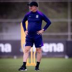 Escalação do Corinthians: Dorival deve mexer na defesa contra o Racing