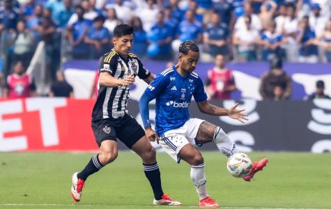 Alan Franco e Matheus Pereira no clássico entre Cruzeiro e Atlético no clássico do Campeonato Mineiro