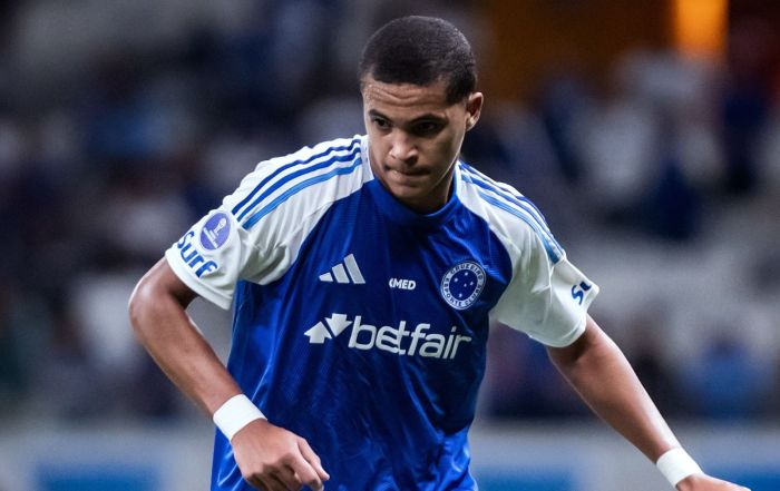 Kauã Prates, jovem lateral-esquerdo do Cruzeiro