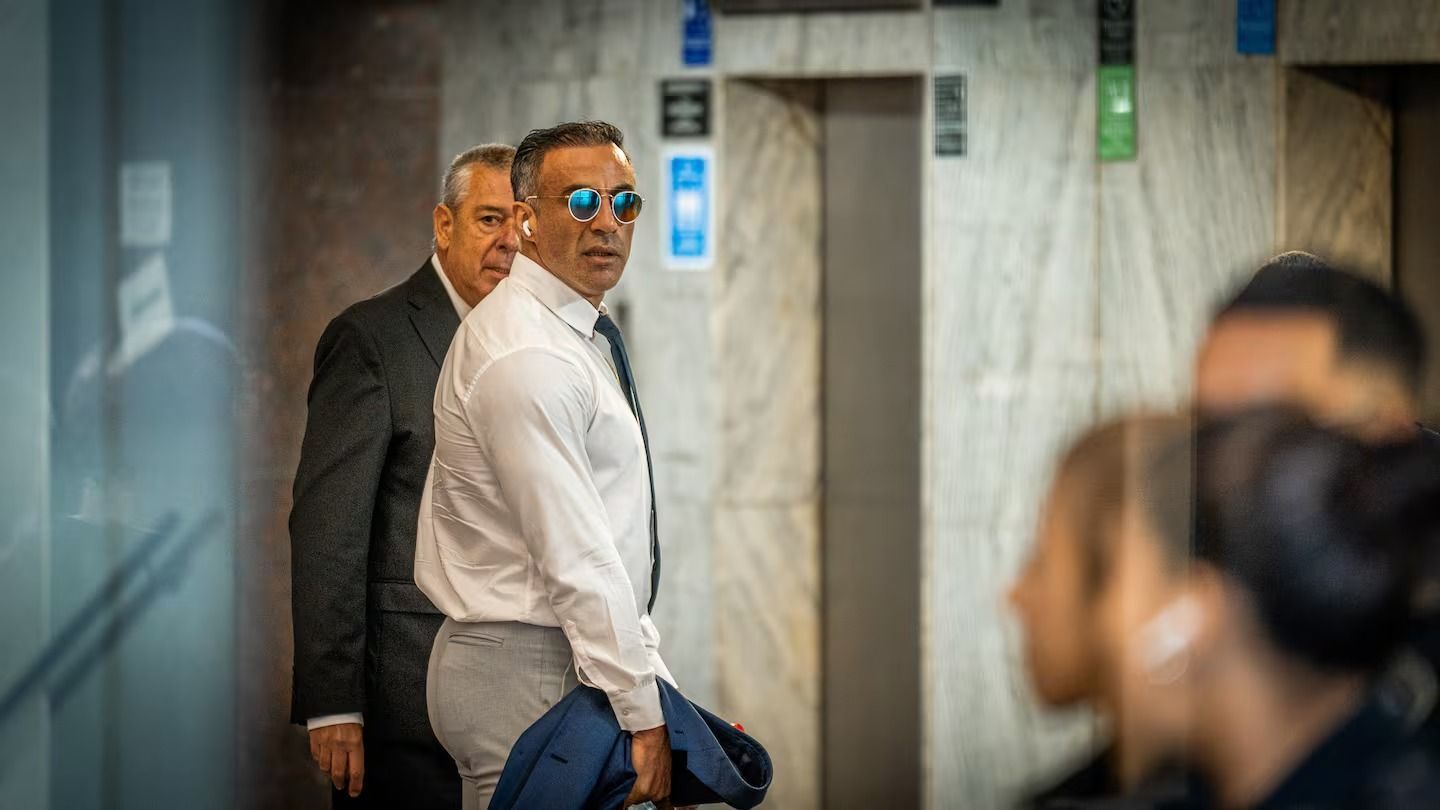 Enquanto é julgado por morte de Maradona, médico Luque ganha concurso de fisiculturismo
