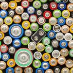 Quem tem pilhas descarregadas em casa tem um tesouro: por que e como reciclá-las com esta ideia maravilhosa
