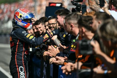 Verstappen celebrou desempenho da equipe no GP da Emilia-Romagna