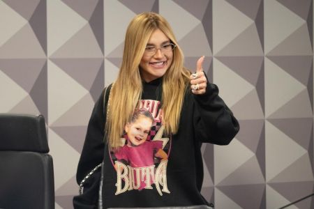 Virginia Fonseca aparece cantando música de 'jogo do Tigrinho' dias após CPI das Bets