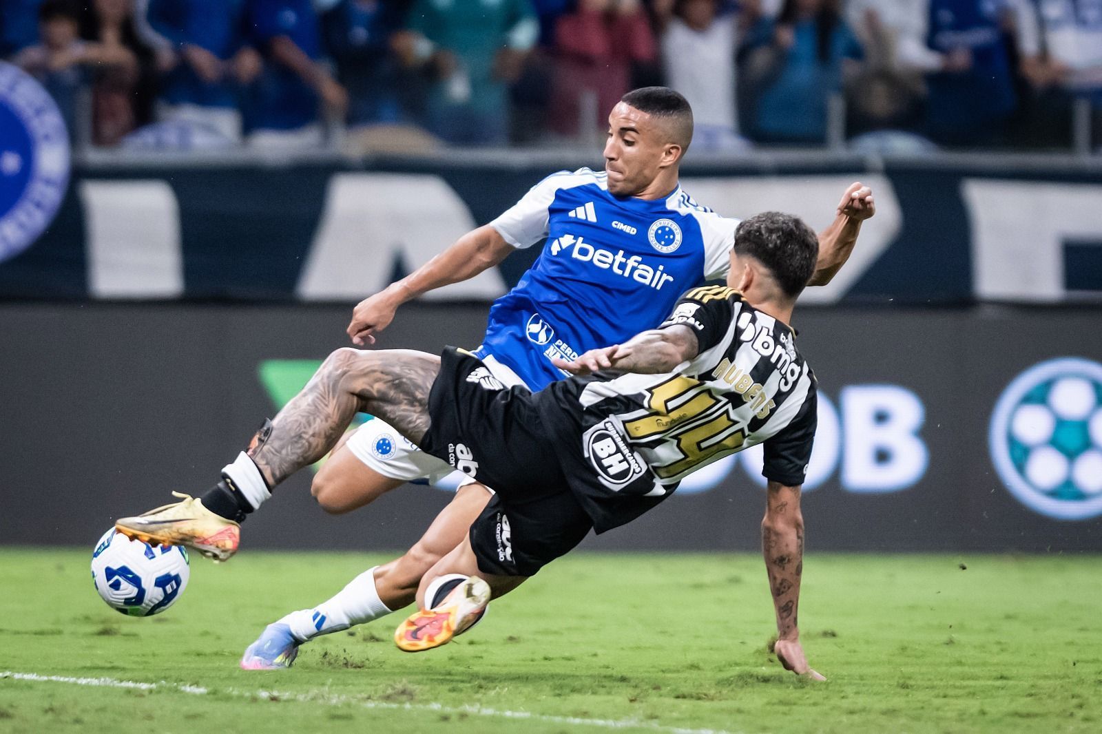 Estatísticas confirmam superioridade do Cruzeiro sobre o Atlético no clássico; veja
