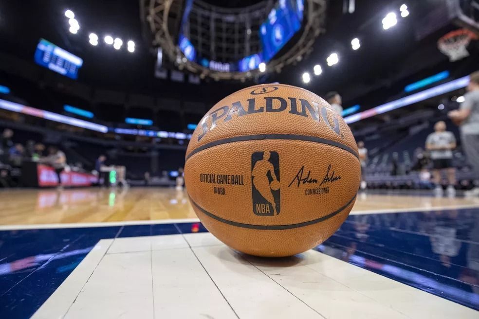 Todos os jogos deste domingo (14) pela NBA