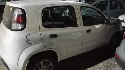 Carro foi roubado no Bairro São Salvador, região Noroeste da capital