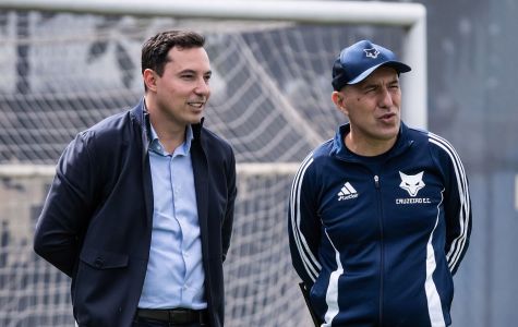 Pedro Junio, vice-presidente de futebol do Cruzeiro, ao lado do técnico Leonardo Jardim