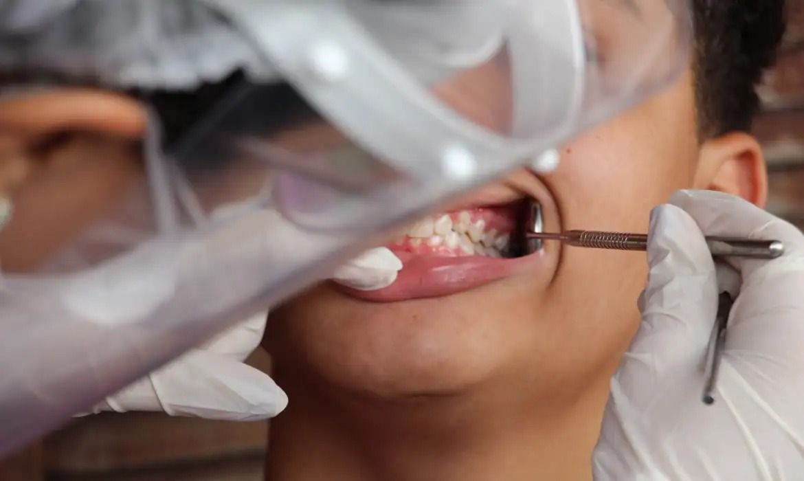Base de beneficiários de planos odontológicos cresce 7% em Minas Gerais