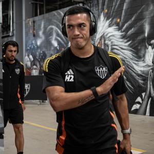 Cuello antes da partida entre Atlético e Maringá-PR, na última quarta-feira (22)