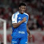 Jonathan Jesus faz primeiro gol da carreira e é festejado no Cruzeiro