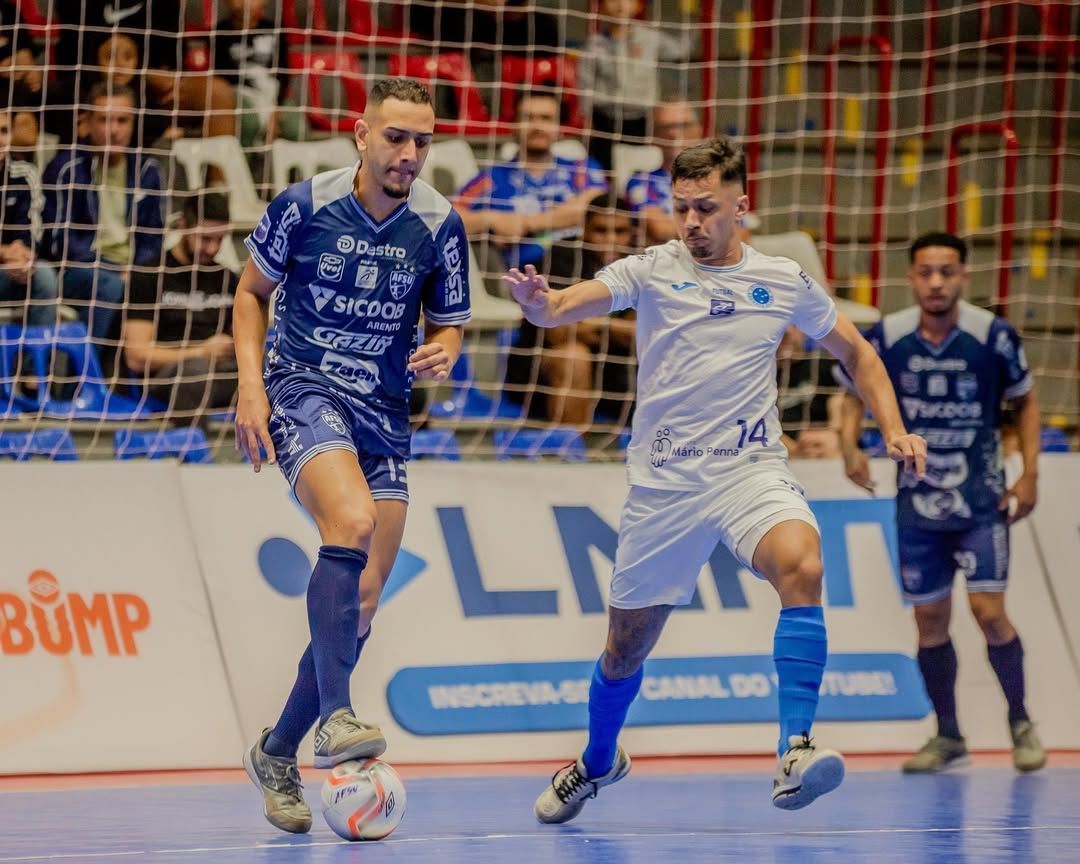 Cruzeiro Futsal sofre fora de casa é goleado pelo Umuarama-PR na LNF