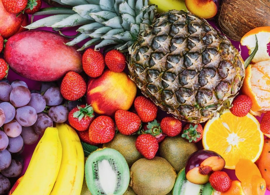 9 frutas ricas em cálcio que ajudam a fortalecer ossos e músculos