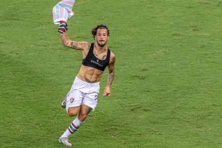 Fluminense vence o Vasco por 2 a 1 com lindo gol de Guga no final da partida