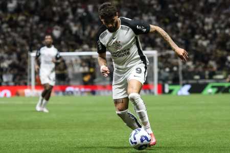 Yuri Alberto entrou em campo na segunda etapa contra o Atlético