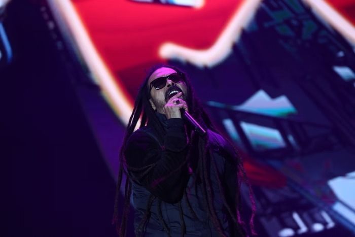 Marcelo Falcão sofre acidente no Rio e cancela show na Virada Cultural