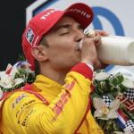 Alex Palou cresce na reta final e vence 500 Milhas de Indianápolis