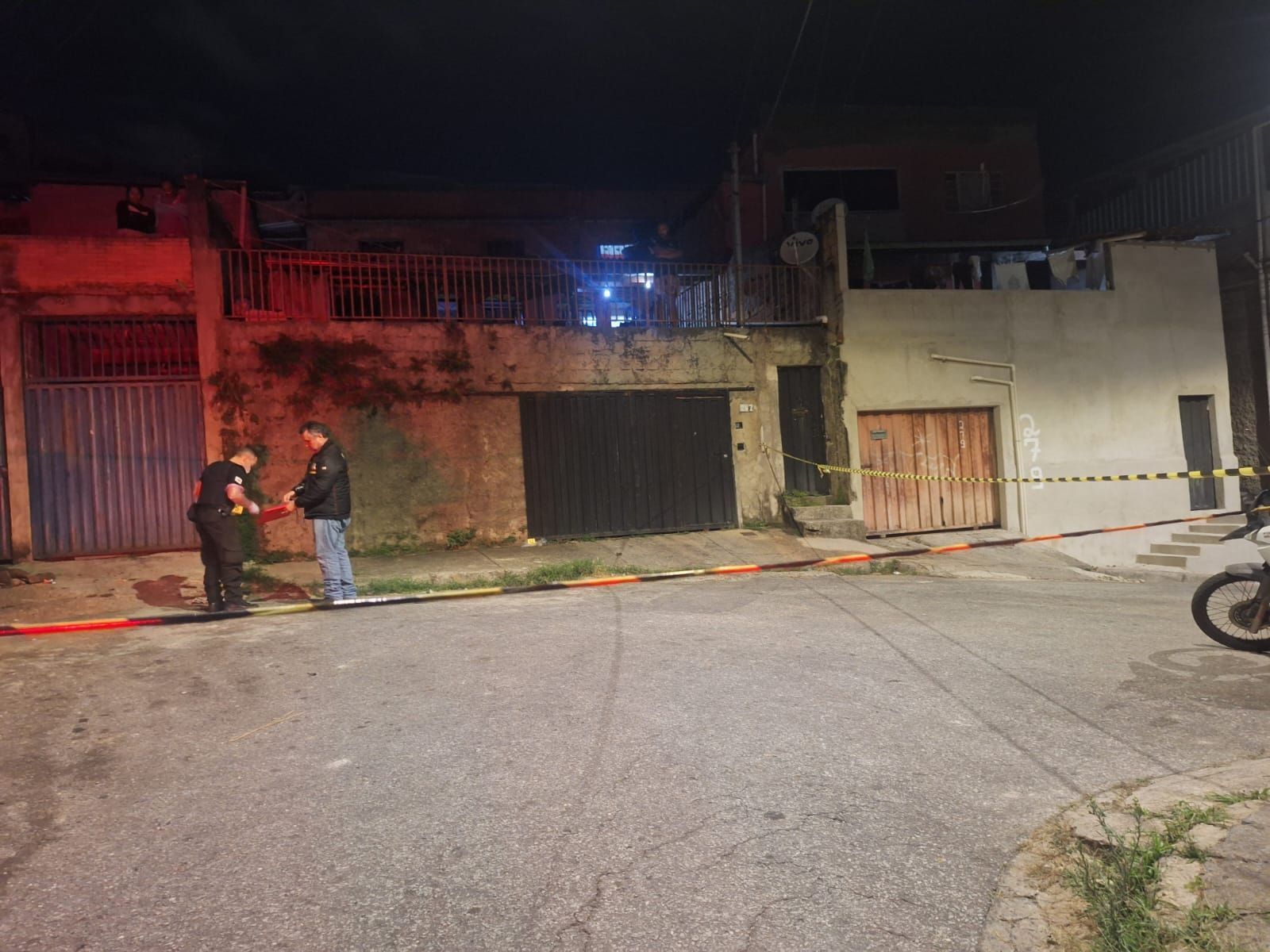 Homem é morto a tiros no portão de casa no Barreiro, em BH