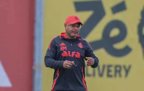 Roger Machado deve promover mudanças na escalaçao do Internacional para jogo com o Bahia