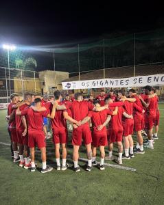 Cienciano-PER fez seu primeiro treinamento em Belo Horizonte em quadra society na Pampulha