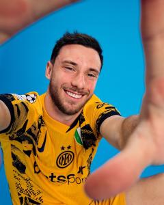 Carlos Augusto, lateral-esquerdo da Inter de Milão