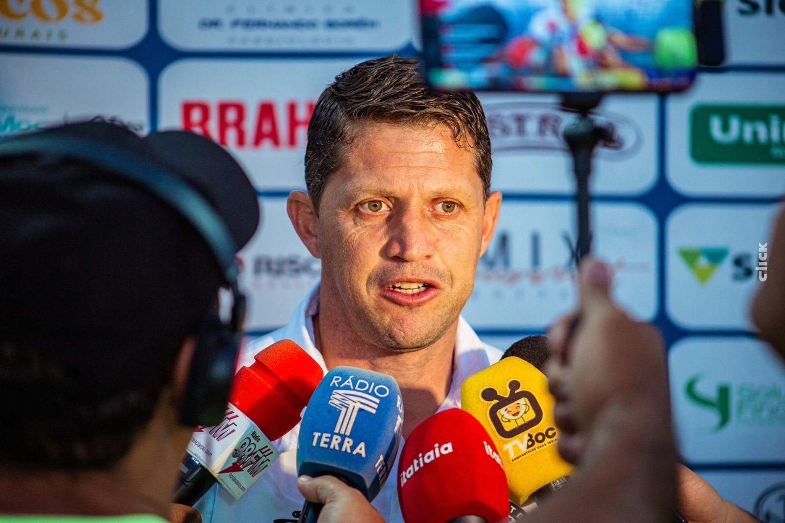 Após derrota para o Ipatinga, Paulinho Guará é demitido do comando do North