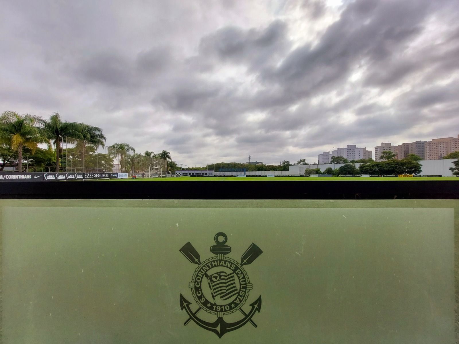 Corinthians faz BO por câmeras clandestinas no CT, e Polícia realiza perícia