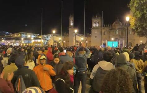 Torcida do Cienciano-PER assistiu ao empate com Atlético direto de praça em Cusco, no Peru