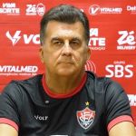 Presidente do Vitória reconhece erros em contratações e projeta reforços na janela