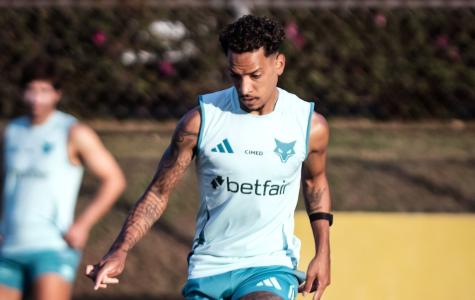 Matheus Pereira reforçará o Cruzeiro diante do Palmeiras após cumprir suspensão contra o Fortaleza