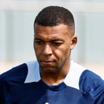 Em meio à 'guerra' judicial, Mbappé reage à conquista da Champions pelo PSG