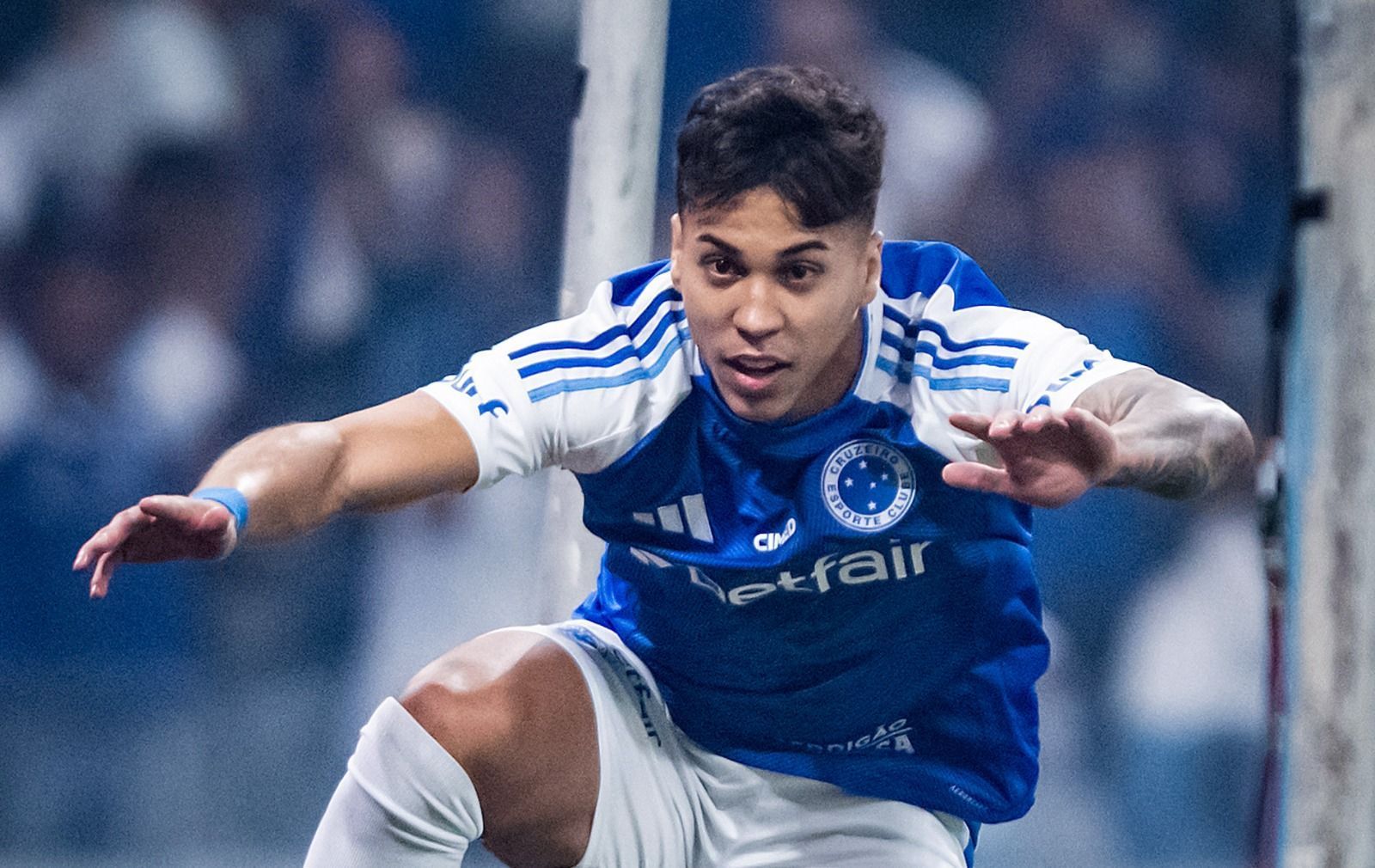 Com apenas 10 jogos, Kaio Jorge iguala últimos artilheiros do Cruzeiro no Brasileirão