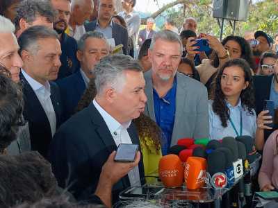 Prefeito de Belo Horizonte, Álvaro Damião, na cerimônia de municipalização do Anel Rodoviário de BH