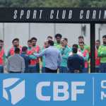 Presidente da CBF discursa para jogadores antes de treino da Seleção; veja como foi