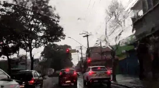 Trânsito Chuva Belo Horizonte
