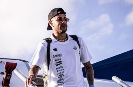 Neymar participará de jogo festivo na Vila Belmiro