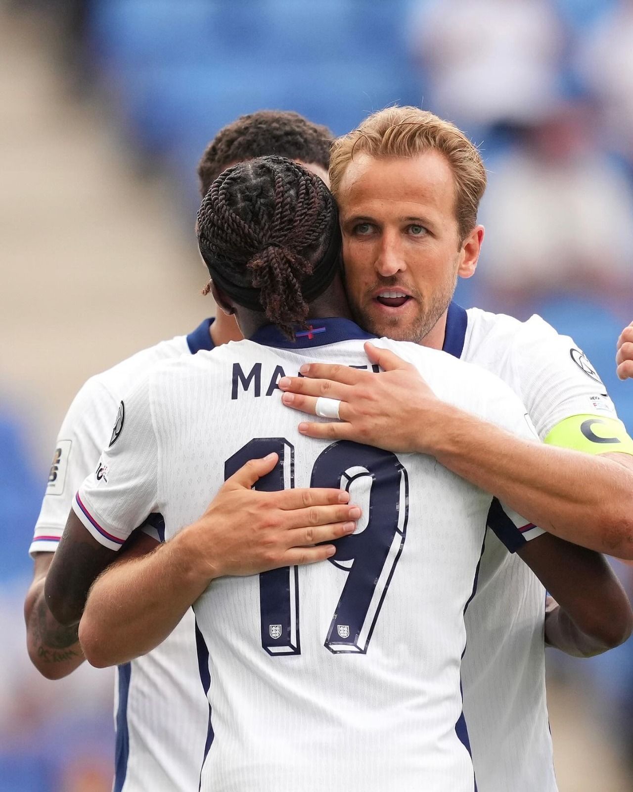 Com gol de Kane, Inglaterra vence Andorra e se mantém 100% nas Eliminatórias